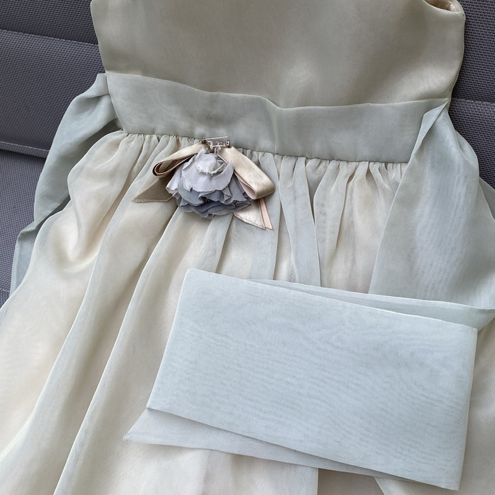 NWOT sz 6 special Occasion/ flower girl dress in sage green. Lined/tulle under - Picture 13 of 16
